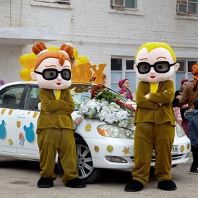 Boss we Tina doganjyklar myshg