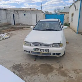 Volkswagen Polo 1998