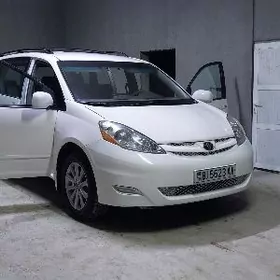 Toyota Sienna 2007