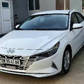 Hyundai Elantra 2021