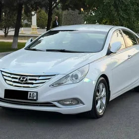 Hyundai Sonata 2012