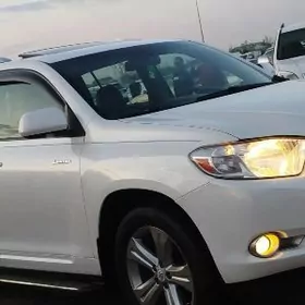 Toyota Highlander 2010