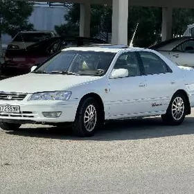 Toyota Camry 1998
