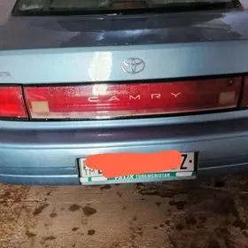 Toyota Camry 1993