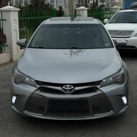 Toyota Camry 2017