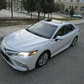 Toyota Camry 2022