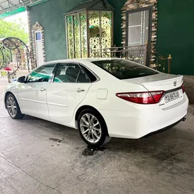 Toyota Camry 2017