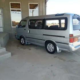 Toyota Hiace 1991