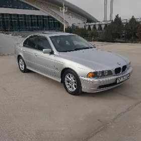 BMW E39 2003