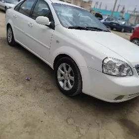 Daewoo Lacetti 2005