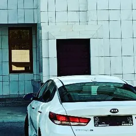Kia Optima 2020
