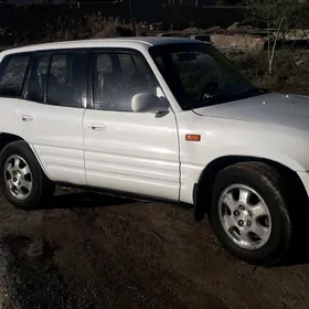 Toyota RAV4 1997