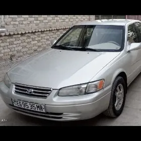 Toyota Camry 1998