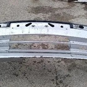 e34 M bamper oni yzy