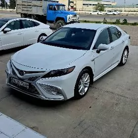 Toyota Camry 2022