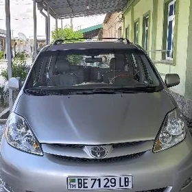Toyota Sienna 2007