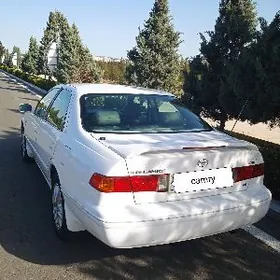 Toyota Camry 2001