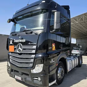 Mercedes-Benz 190-Class 2021