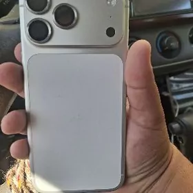 Айфон 17про мах