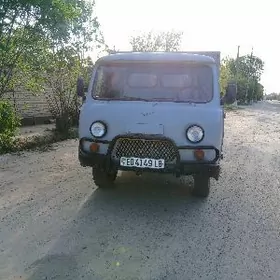 UAZ 452 1999