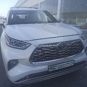 Toyota Highlander 2024