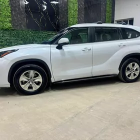 Toyota Highlander 2023
