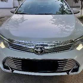 Toyota Camry 2015