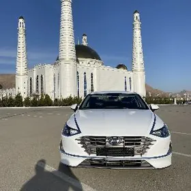 Hyundai Sonata 2020