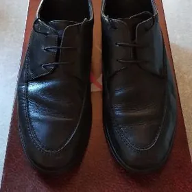 кожаные туфли фирмы Ровшен
