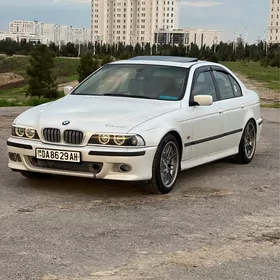 BMW E39 2003
