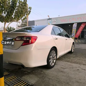 Toyota Camry 2012