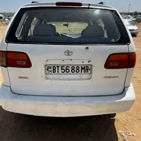 Toyota Sienna 2000