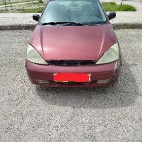 Ford Focus 2000
