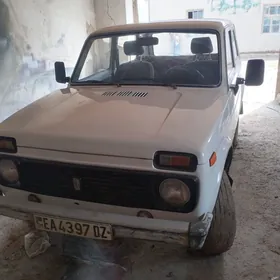 Lada Niva 1999