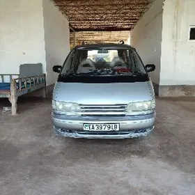 Toyota Previa 1993