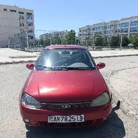 Lada Kalina 2005