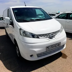 Nissan NV200 2019