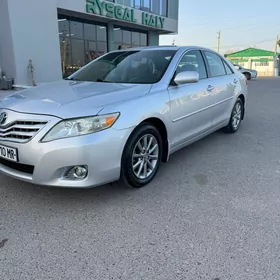 Toyota Camry 2011