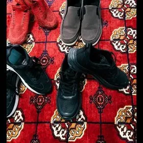 кроссовка почти новый