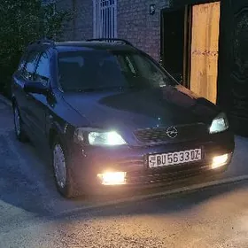 Opel Astra 2000