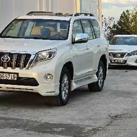 Toyota Land Cruiser Prado 2016