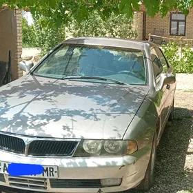 Mitsubishi Diamante 1995