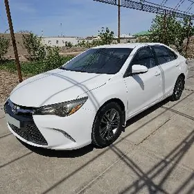 Toyota Camry 2017