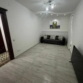 Satlyk jay 4mkr  1 etaž