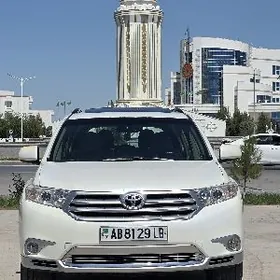 Toyota Highlander 2011