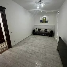 Satlyk jay 4mkr  1 etaž