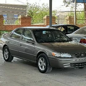 Toyota Camry 1998