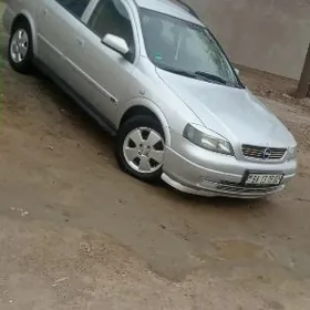 Opel Astra 2003