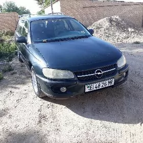 Opel Omega 1995