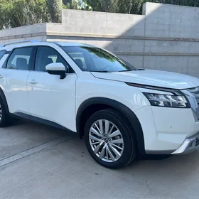 Nissan Pathfinder 2022